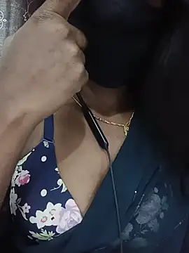 Snapshot of kavya-telugu84 chatting on 06-20-26, 07:38 kavya-telugu84 online show from 06-20-26, 07:38