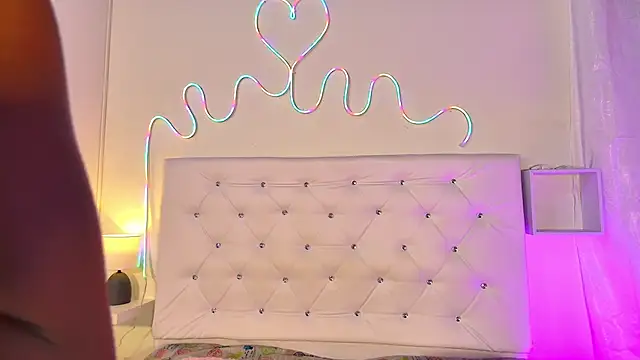 tatixxxvega online show from 09-11-25, 01:22