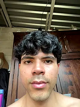 Axel-Mejia online show from 12-13-25, 07:53