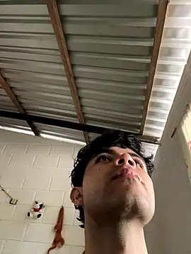 Axel-Mejia online show from 12-18-25, 07:09