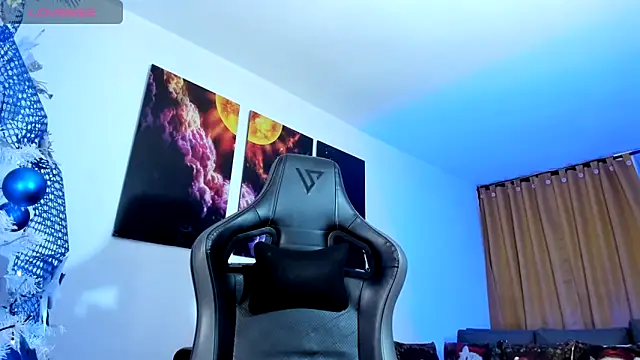 Latin goddsexxx online show from 12-18-25, 04:18