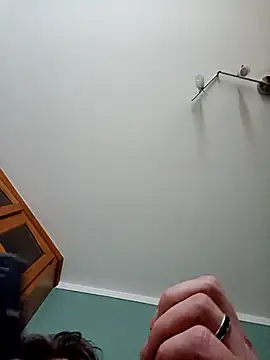 Teufel-in-weiss online show from 03-04-26, 07:25