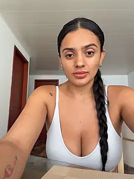 AnaaFaith  online show from 04-15-26, 07:58