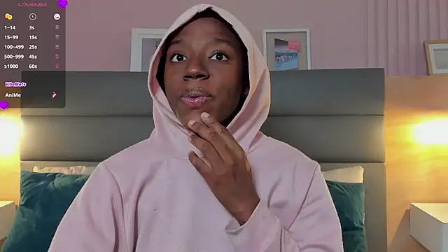 Snapshot of _emma_willliams_ chatting on 10-21-25, 01:45 emma willliams online show from 10-21-25, 01:45