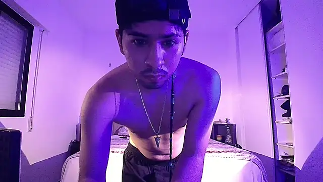 Snapshot of Dimax_xxx chatting on 10-18-25, 07:36 Dimax xxx online show from 10-18-25, 07:36