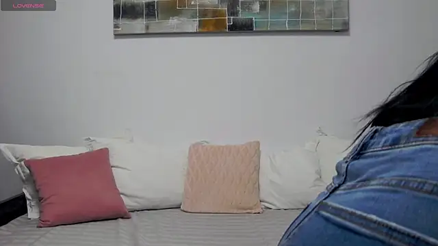 LadyLiia online show from 12-10-24, 11:00