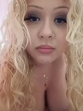 Snapshot of Destinyym chatting on 03-03-26, 08:26 Destinyym online show from 03-03-26, 08:26