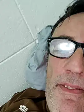 Snapshot of Txacas chatting on 09-20-25, 12:44 Txacas online show from 09-20-25, 12:44