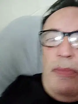 Snapshot of Txacas chatting on 10-22-25, 01:06 Txacas online show from 10-22-25, 01:06