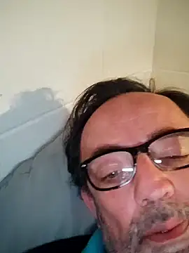 Snapshot of Txacas chatting on 11-16-25, 03:56 Txacas online show from 11-16-25, 03:56