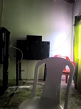 giannis090 online show from 10-19-25, 07:47