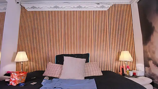 keeyla stone online show from 09-11-25, 08:09