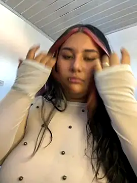 Snapshot of Nicky-222 chatting on 09-25-25, 08:01 Nicky-222 online show from 09-25-25, 08:01