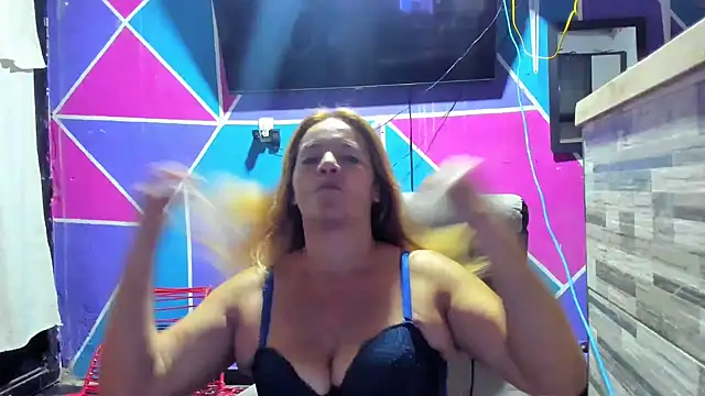 rubi 49 online show from 09-10-25, 03:50