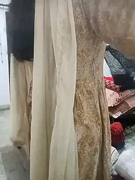 Snapshot of Anamika-singhania chatting on 11-11-25, 09:53 Anamika-singhania online show from 11-11-25, 09:53