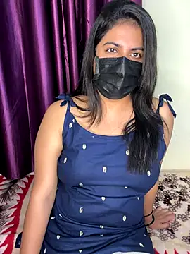 Snapshot of best_couple19 chatting on 09-17-25, 04:41 best couple19 online show from 09-17-25, 04:41