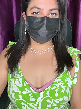 Snapshot of best_couple19 chatting on 02-08-26, 01:14 best couple19 online show from 02-08-26, 01:14