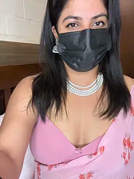 Snapshot of best_couple19 chatting on 02-18-26, 06:48 best couple19 online show from 02-18-26, 06:48