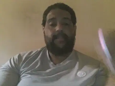 Snapshot of elpoop7305 chatting on 02-14-26, 11:07 elpoop7305 online show from 02-14-26, 11:07