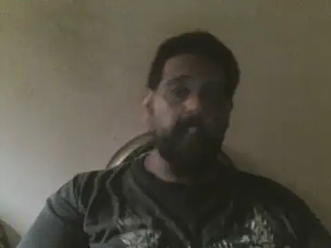 elpoop7305 online show from 06-10-26, 02:38