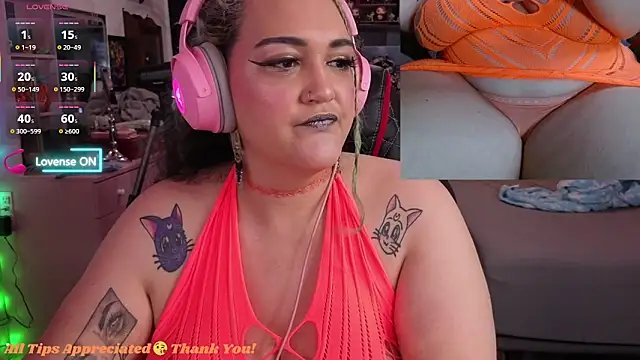 Snapshot of nevermakeawish chatting on 09-18-25, 06:04 nevermakeawish online show from 09-18-25, 06:04