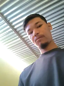 Snapshot of Dev_is_Horny chatting on 10-10-25, 09:08 Dev is Horny online show from 10-10-25, 09:08