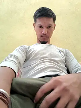 Snapshot of Dev_is_Horny chatting on 10-18-25, 05:32 Dev is Horny online show from 10-18-25, 05:32