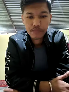 Snapshot of Dev_is_Horny chatting on 10-28-25, 07:56 Dev is Horny online show from 10-28-25, 07:56