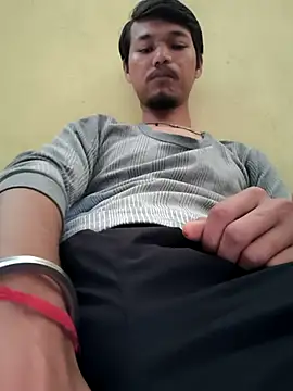 Snapshot of Dev_is_Horny chatting on 03-01-26, 09:55 Dev is Horny online show from 03-01-26, 09:55