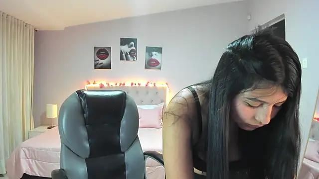 Snapshot of Miss_Cataleya__ chatting on 05-30-26, 11:40 Miss Cataleya online show from 05-30-26, 11:40