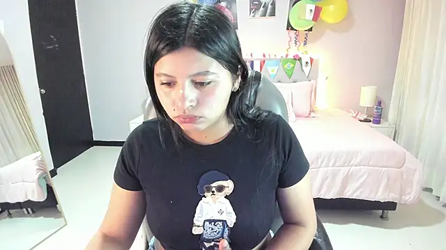 Snapshot of Miss_Cataleya__ chatting on 06-16-26, 11:35 Miss Cataleya online show from 06-16-26, 11:35