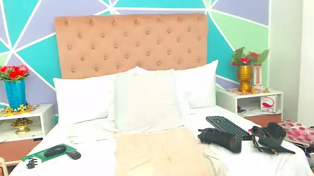 Morenaza6420 online show from 03-24-26, 09:20