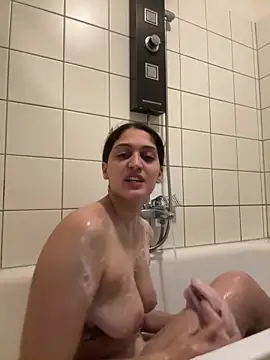 DreamThickCouple online show from 12-19-25, 09:55