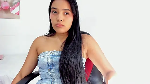 valeria millers online show from 05-05-26, 02:25