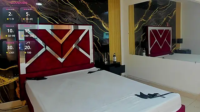 VioletRose as online show from 01-08-26, 08:55