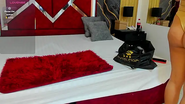 VioletRose as online show from 02-17-26, 08:15