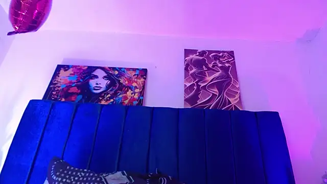 Annie switt online show from 04-12-26, 04:39