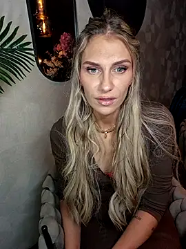 Melody1600 online show from 10-04-25, 07:12