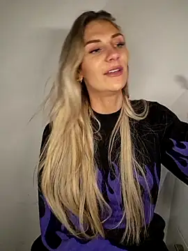 Melody1600 online show from 10-19-25, 06:52