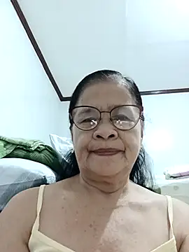 Snapshot of Sweet-Lita50 chatting on 04-28-26, 12:09 Sweet-Lita50 online show from 04-28-26, 12:09