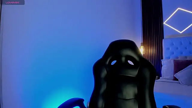 Snapshot of ZamabyCrucie chatting on 10-01-25, 10:38 ZamabyCrucie online show from 10-01-25, 10:38