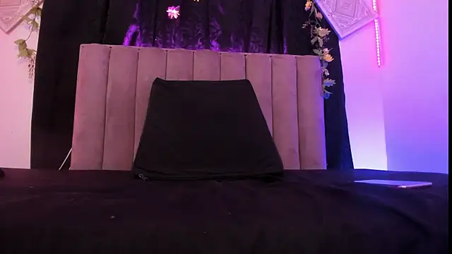 AkiraStone  online show from 10-06-25, 07:22