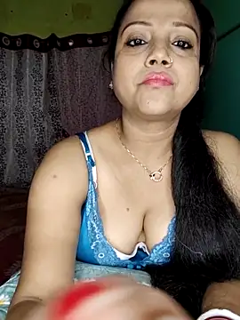 Snapshot of hornypiu697 chatting on 03-12-26, 04:29 hornypiu697 online show from 03-12-26, 04:29