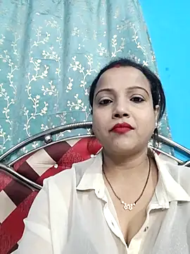 Snapshot of hornypiu697 chatting on 04-13-26, 03:45 hornypiu697 online show from 04-13-26, 03:45