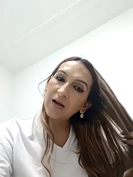 alanastones-19 online show from 10-10-25, 04:22