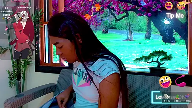 bayolet  online show from 11-24-25, 11:32