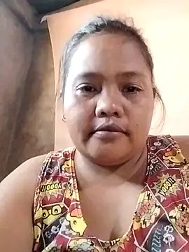 Snapshot of hot_mom13 chatting on 09-13-25, 02:11 hot mom13 online show from 09-13-25, 02:11