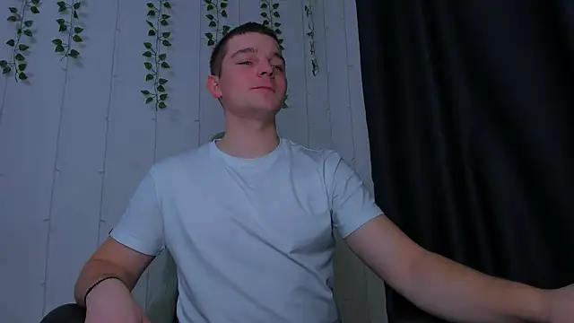 Your Claddagh online show from 12-18-25, 03:18