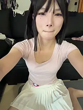 Snapshot of Yiyi-707 chatting on 07-02-26, 10:21 Yiyi-707 online show from 07-02-26, 10:21