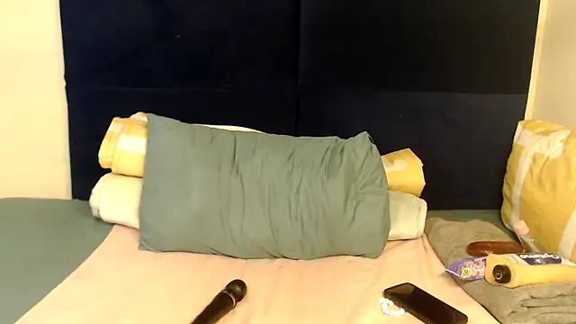 Sexy-Momo online show from 10-20-25, 09:15